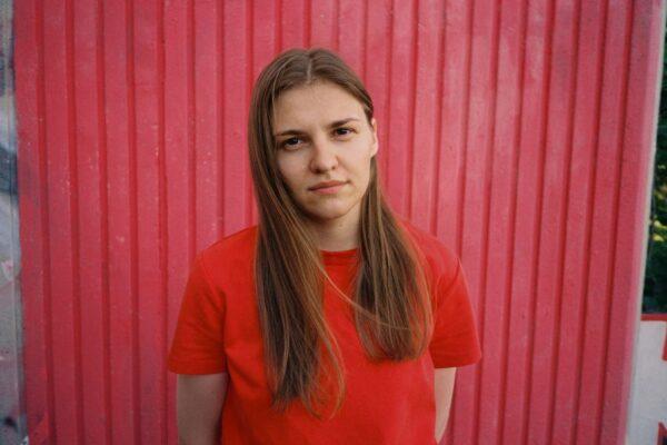 Cover Image for ИНТЕРВЈУ, РАДМИЛА ПЕТРОВИЌ: Поетроника е судир на интензивности, спој меѓу традицијата и електронската култура во време кога уметноста станува се‘ по хибридна