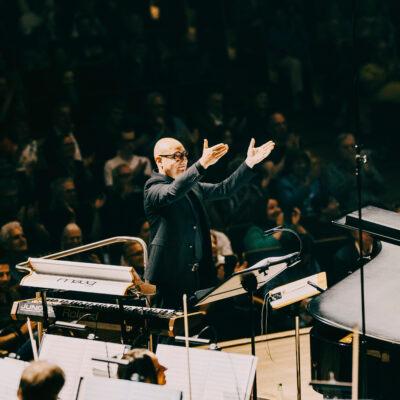 Cover Image for ЏИЈАН ЕМИН СОРАБОТУВА СО ОРКЕСТАРОТ НА ГОДИНАТА НА „GRAMOPHONE“